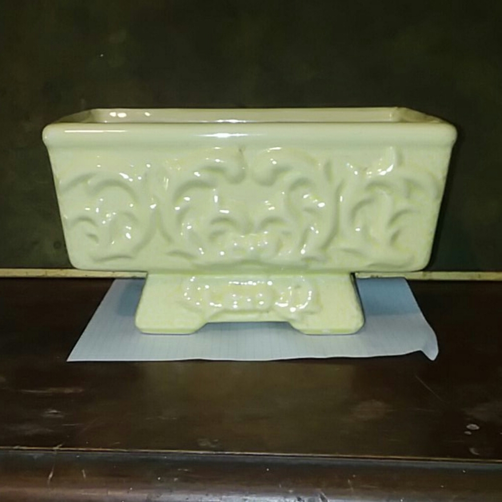 Antique planter